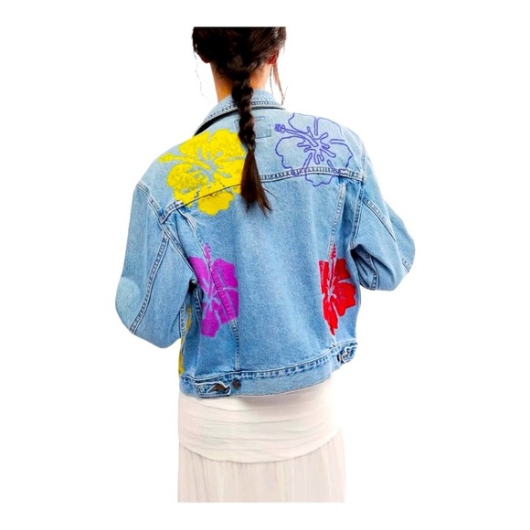 New Free People x Tricia Fix Hibiscus Floral Distressed Jean Jacket Women’s XL - Picture 3 of 16